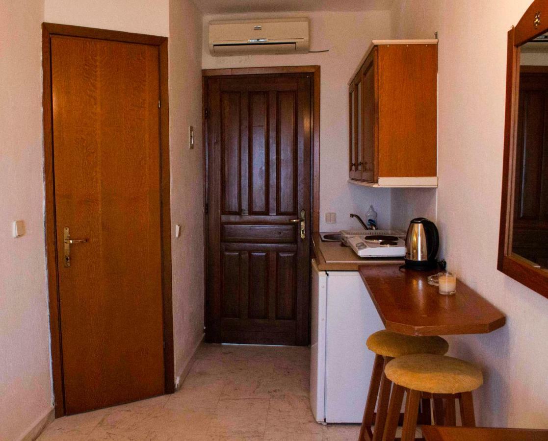 Zephyros Aparthotel Polychrono Ngoại thất bức ảnh